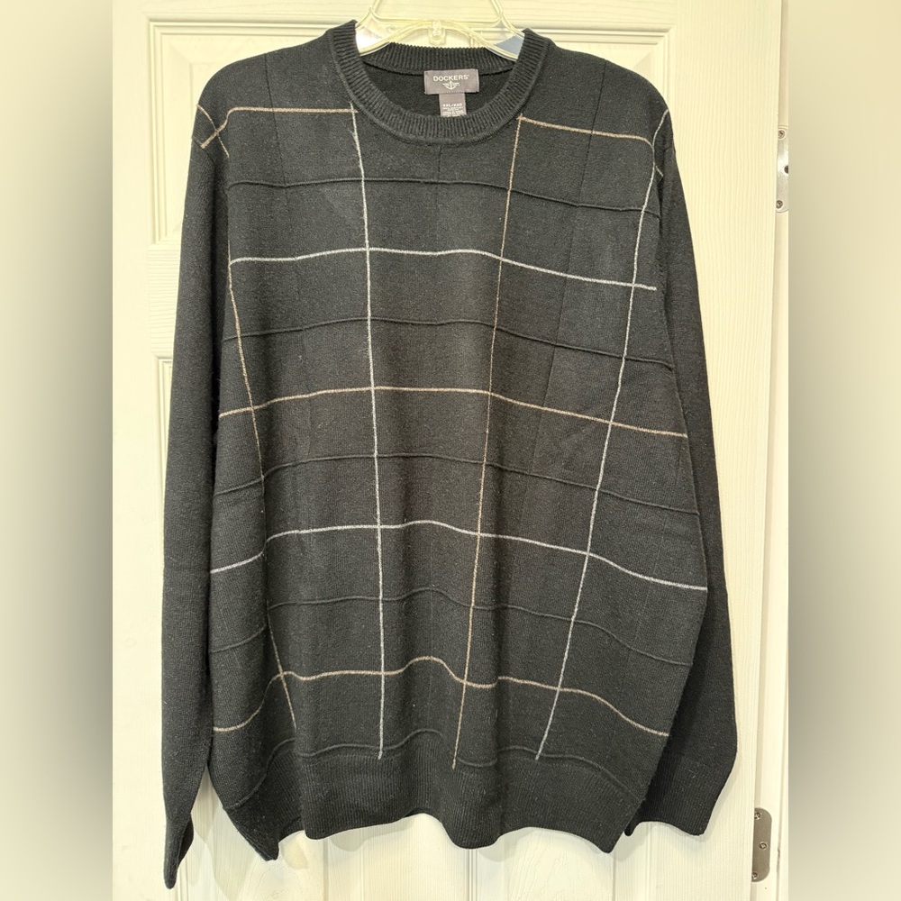 Dockers Black and Gray Grid Pattern Crewneck Sweater